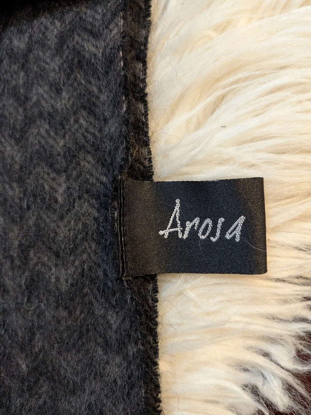 Men’s Charcoal Chevron Wool-Blend Scarf